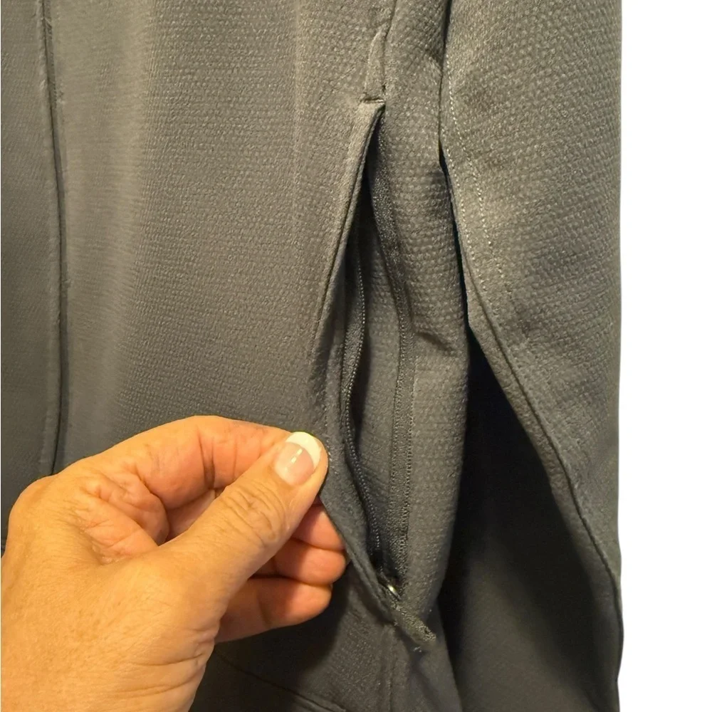 The North Face Women's Sport Dark Gray Lightweight Jacket